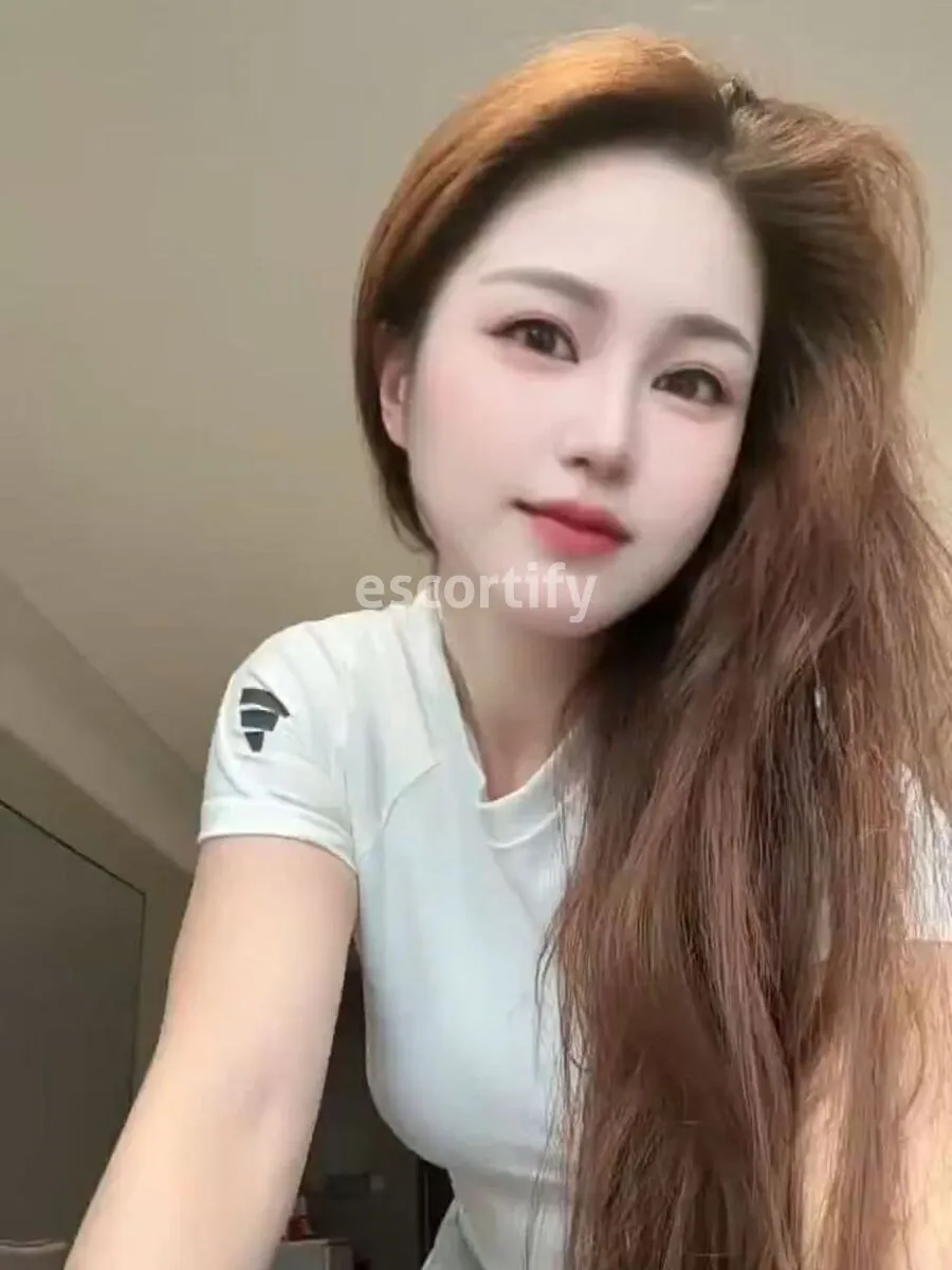 Ali Profile Picture