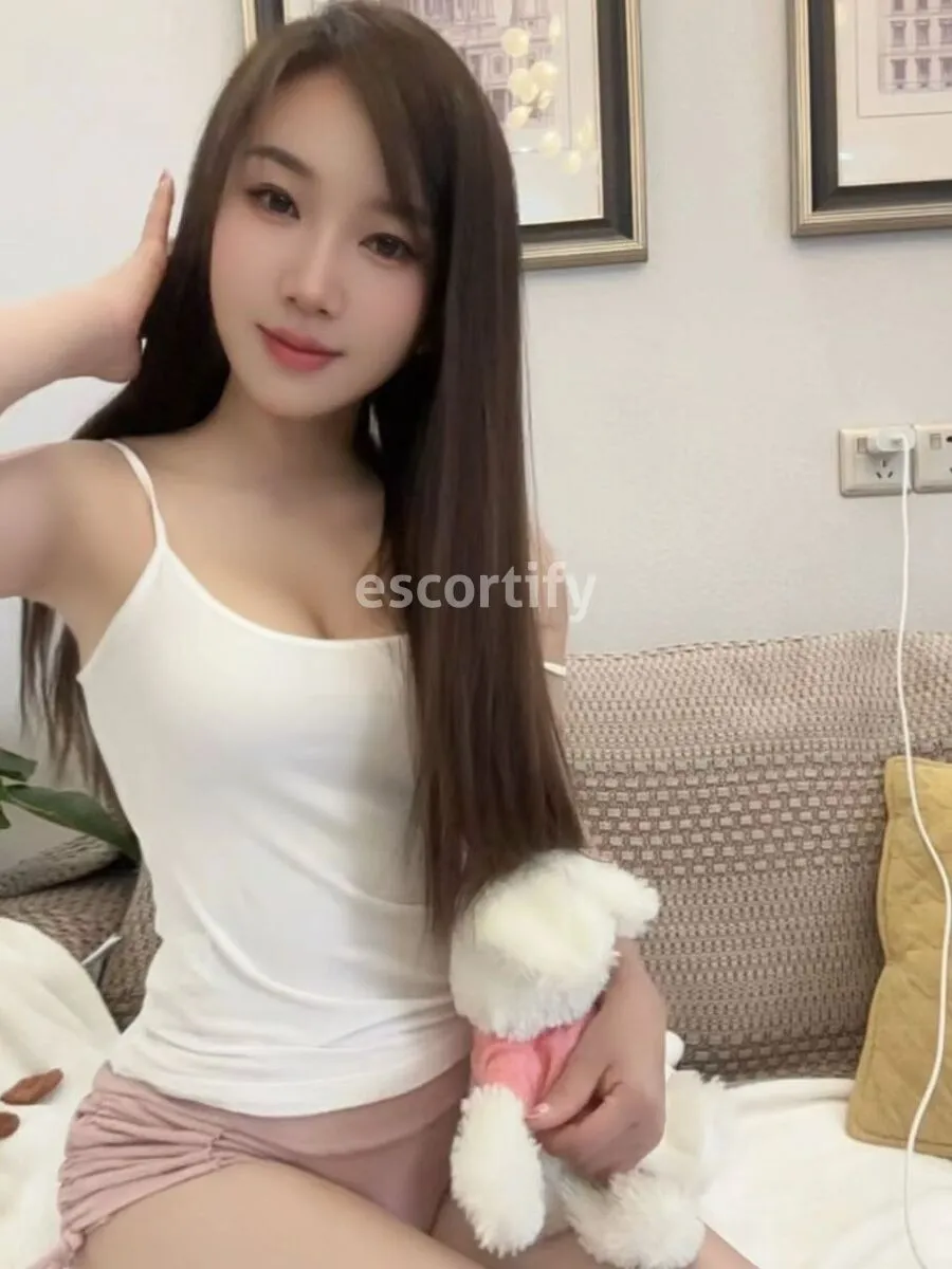 Ali Profile Picture