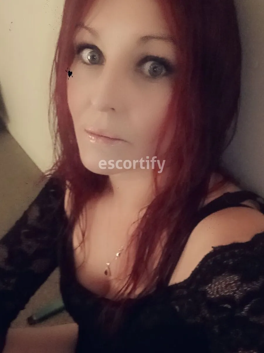 Ali Profile Picture