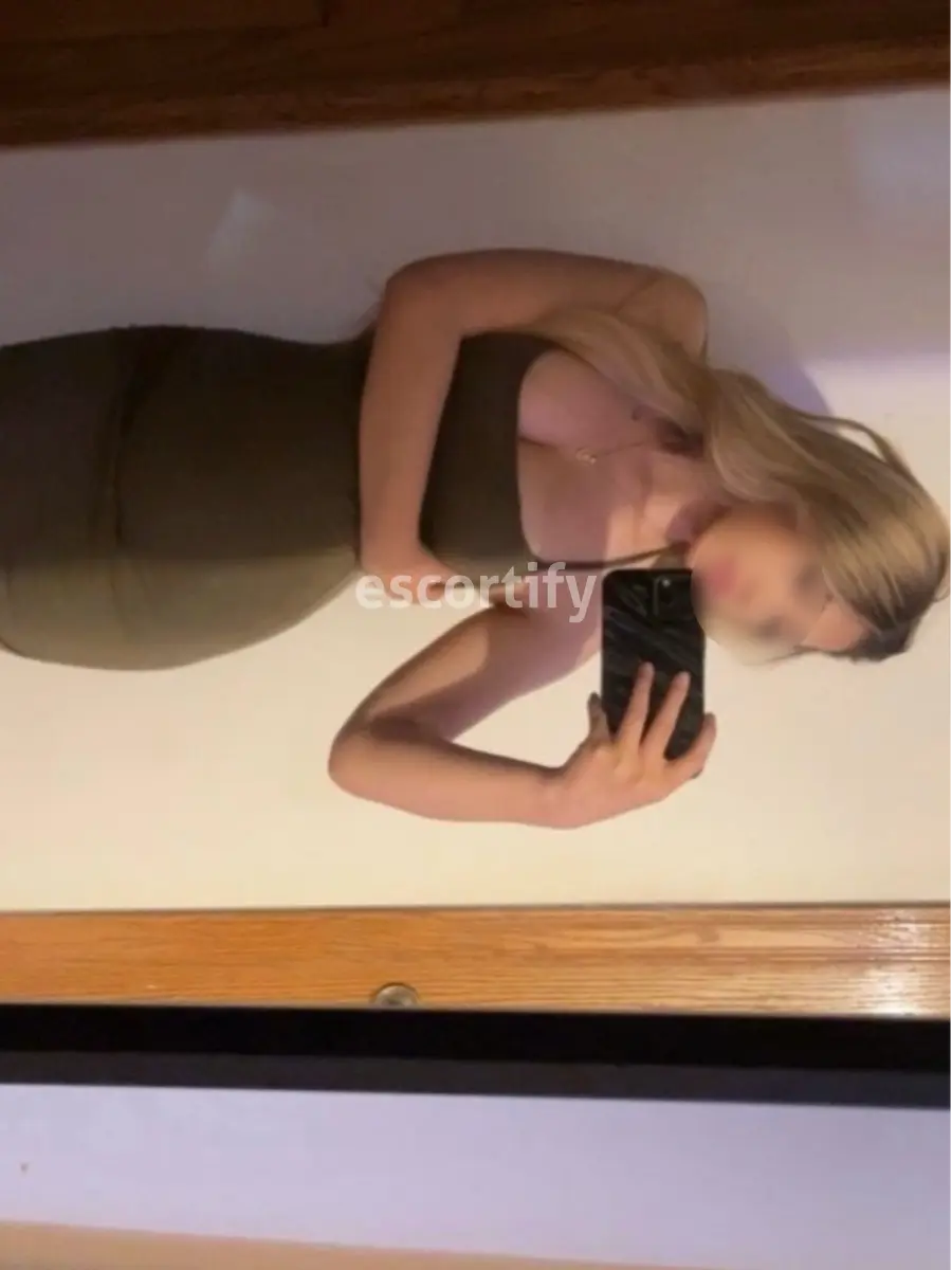 Ali Photo 1