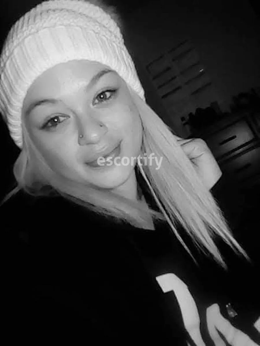 Ali Photo 1