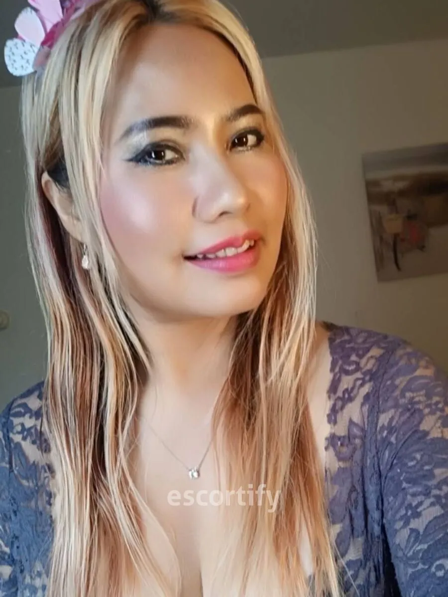 Ali Photo 1