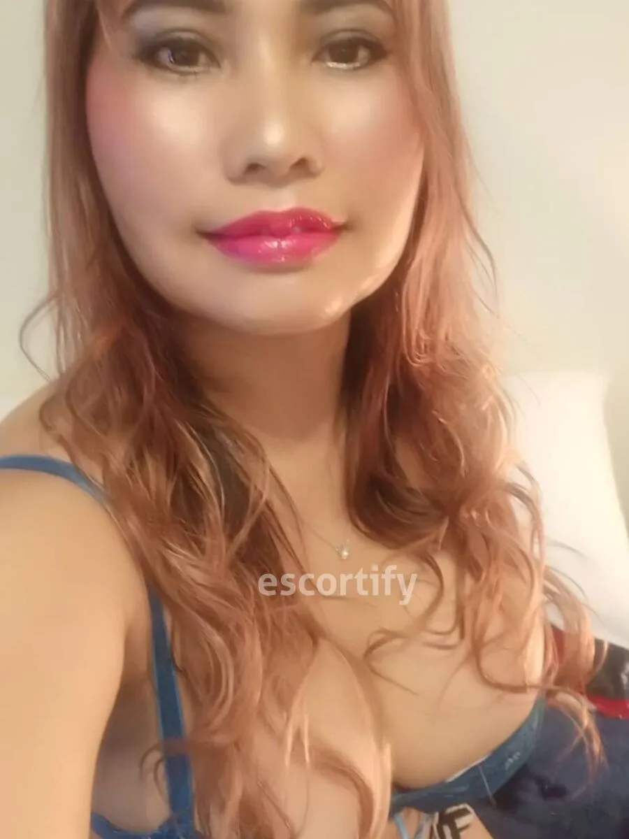 Ali Photo 1