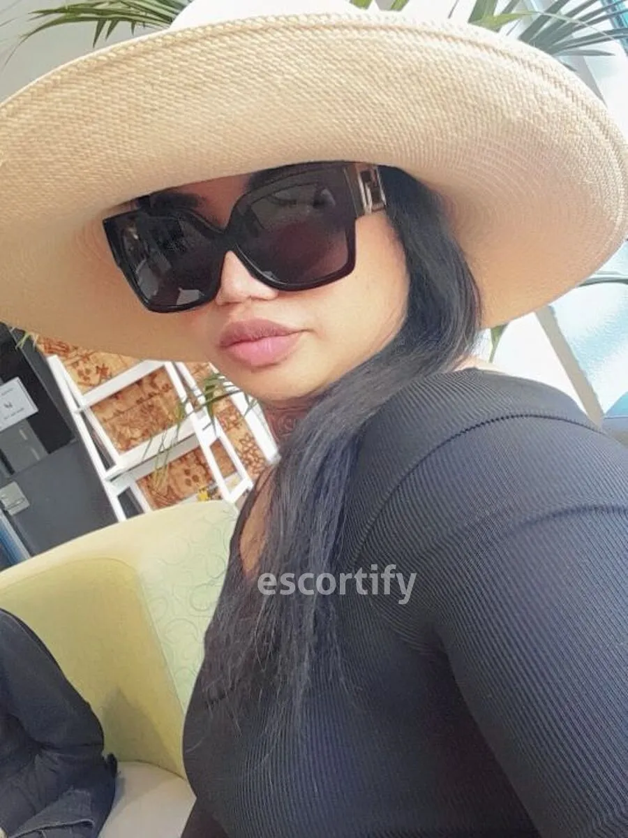 Ali Photo 1