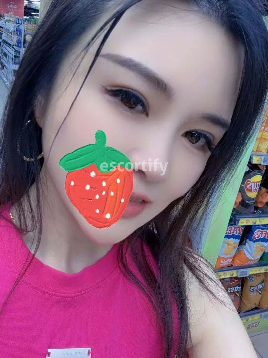 Ali Profile Picture