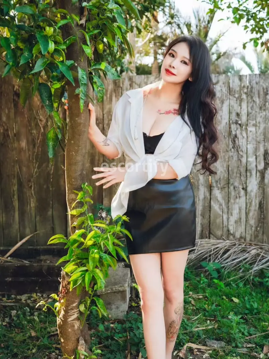 Ali Photo 1