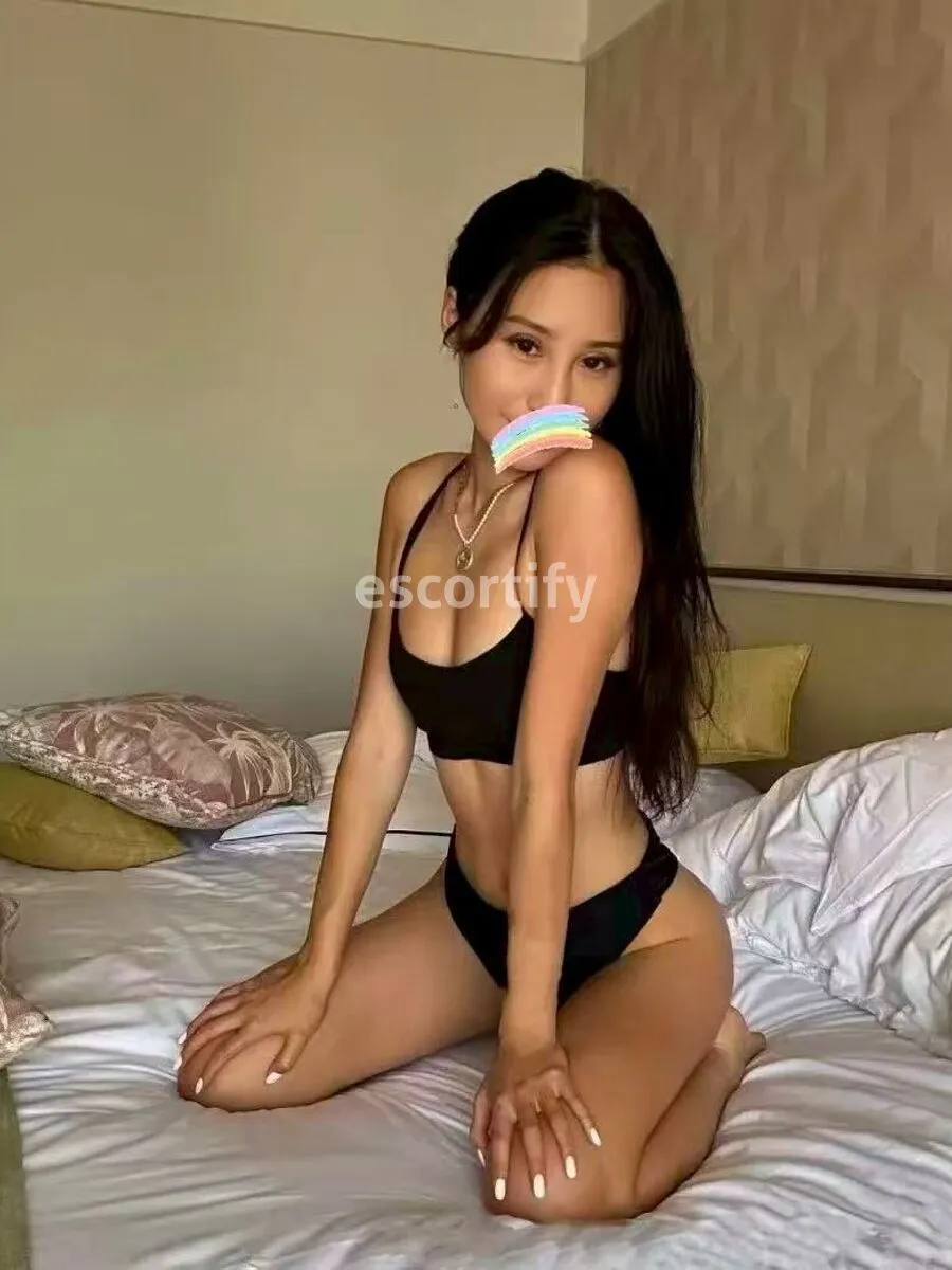 Ali Photo 1