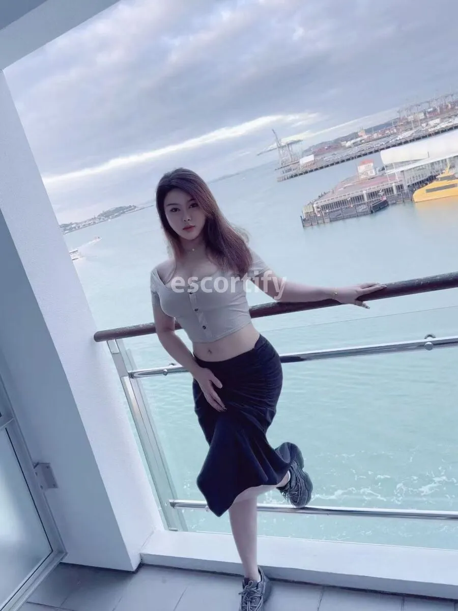 Ali Photo 1