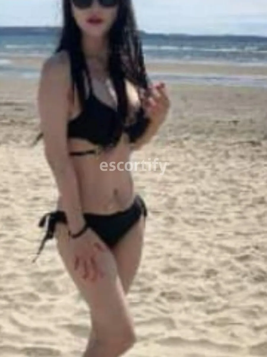 Ali Photo 1