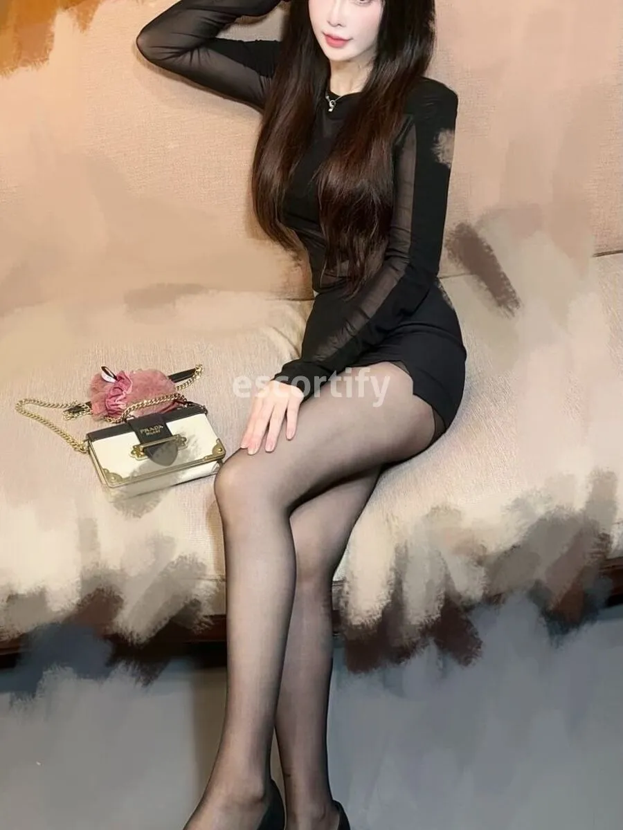 Ali Photo 1