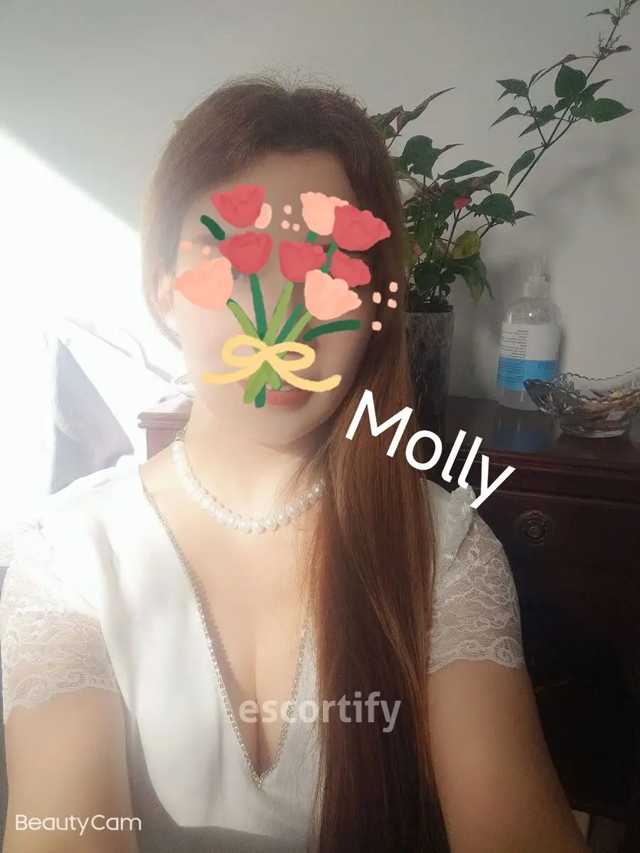 Ali Photo 1
