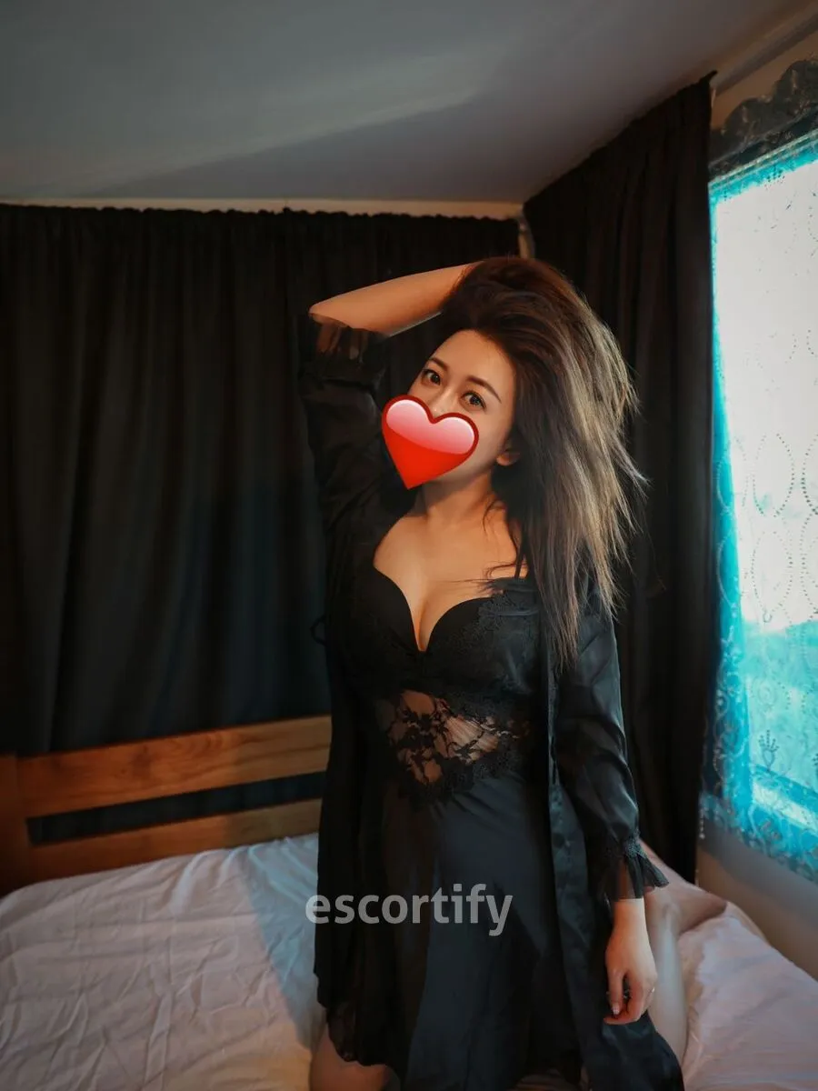Ali Photo 1