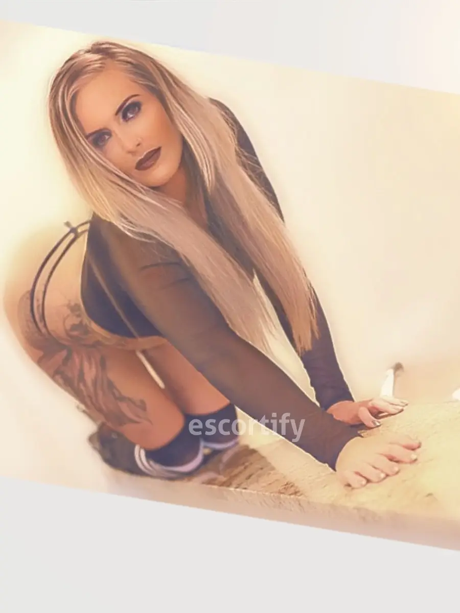 Ali Photo 1