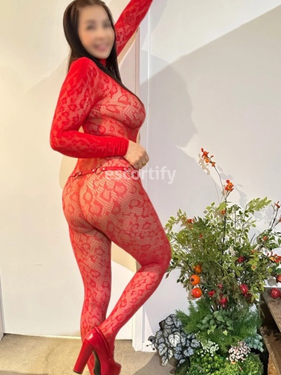 Ali Photo 1