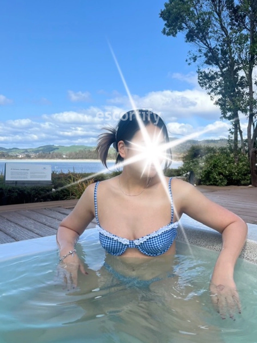 Ali Profile Picture